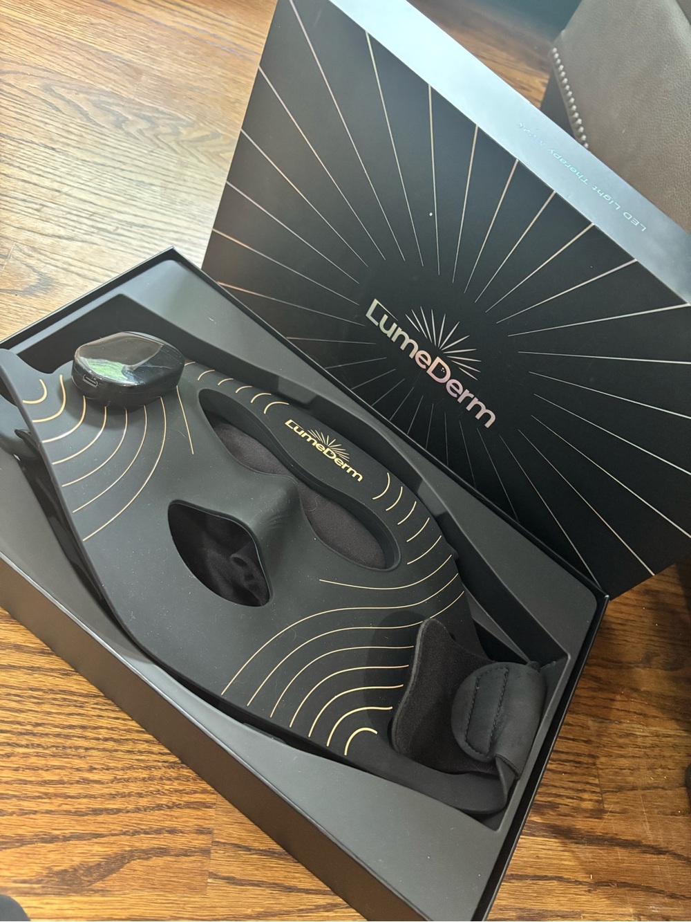 LumeDerm GLOW Wireless LED Face Mask-with Red Light Therapy, Antiaging